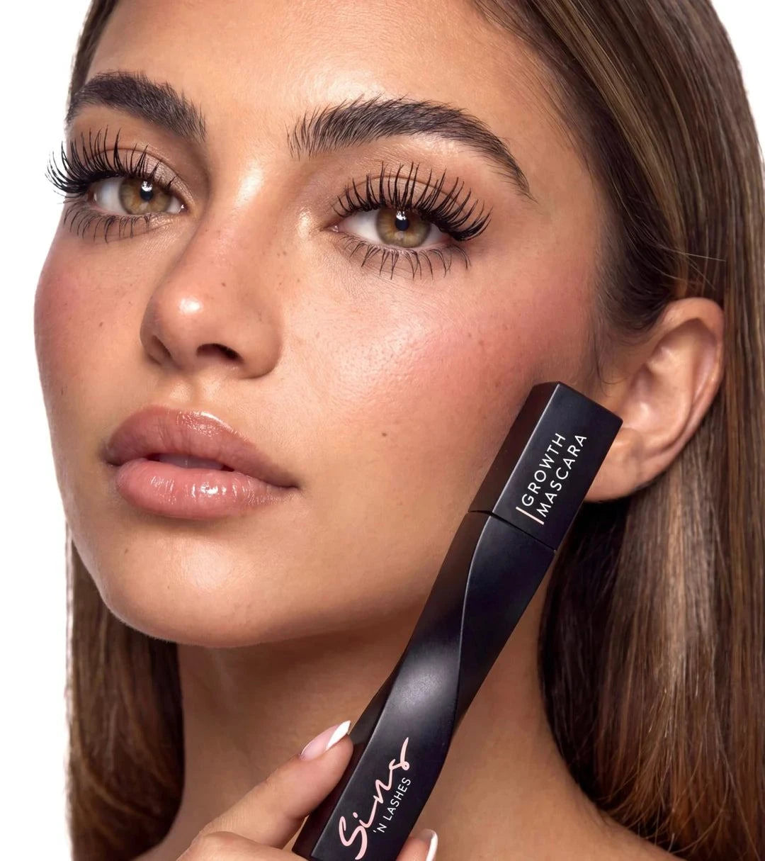 Sins 'N Lashes Vitamin Growth Mascara Black 14 ml – Siyah Bakım Maskarası